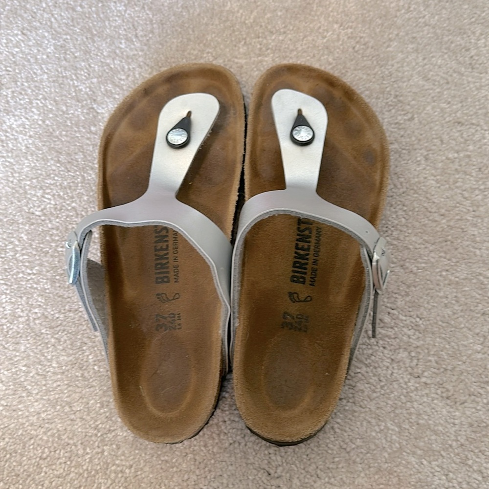 Birkenstock Gizeh sandals